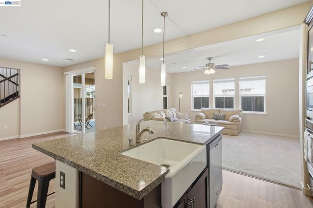 182 Willowrun Way, Oakley, CA 94561