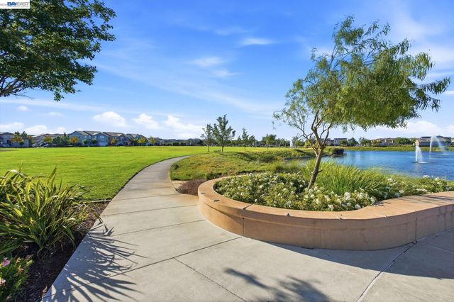 182 Willowrun Way, Oakley, CA 94561