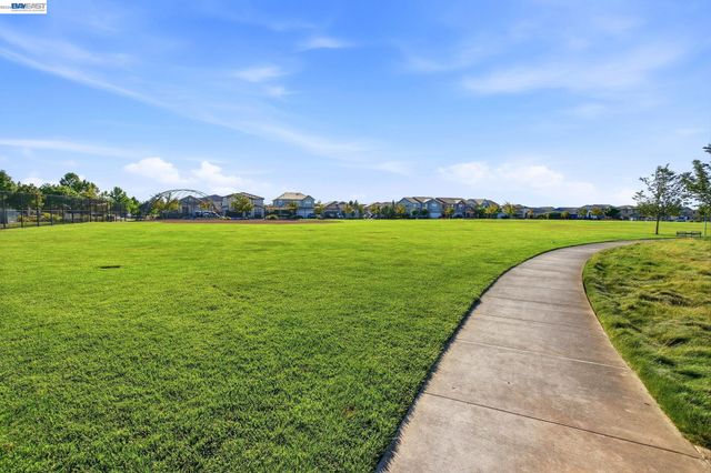 182 Willowrun Way, Oakley, CA 94561