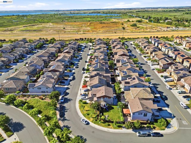182 Willowrun Way, Oakley, CA 94561