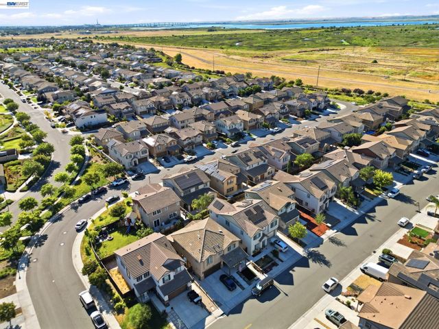 182 Willowrun Way, Oakley, CA 94561