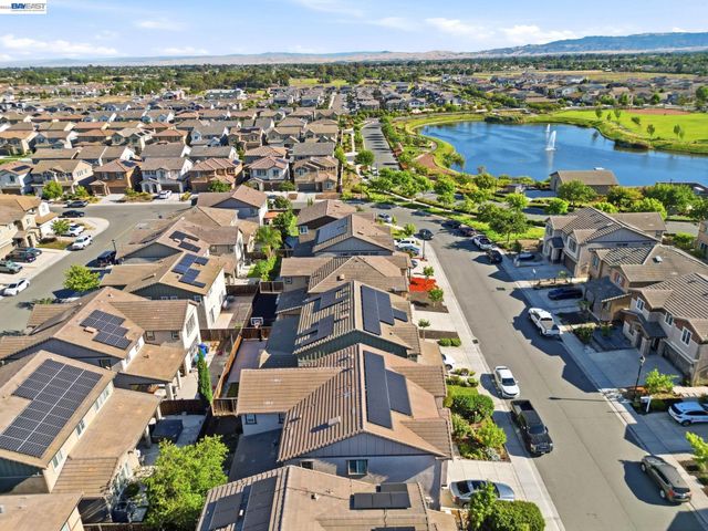 182 Willowrun Way, Oakley, CA 94561