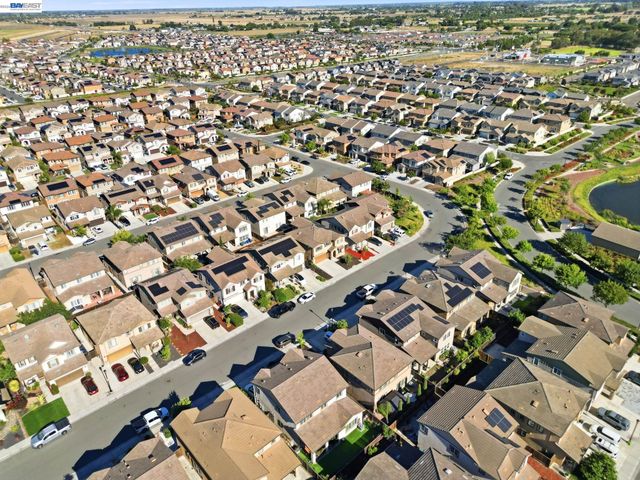 182 Willowrun Way, Oakley, CA 94561