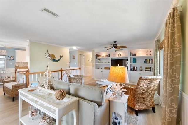 2905 AVENUE C, Holmes Beach, FL 34217