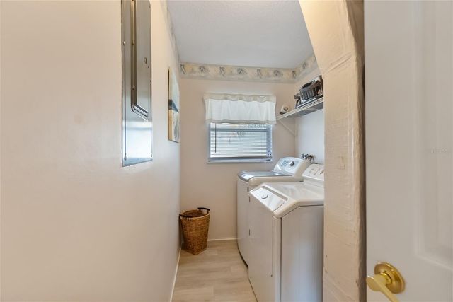 2905 AVENUE C, Holmes Beach, FL 34217