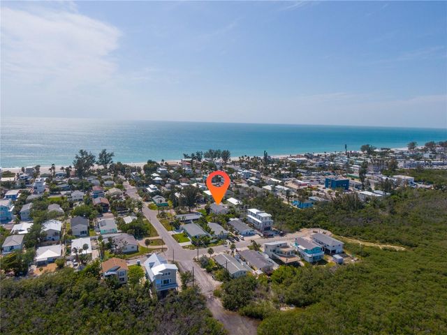 2905 AVENUE C, Holmes Beach, FL 34217