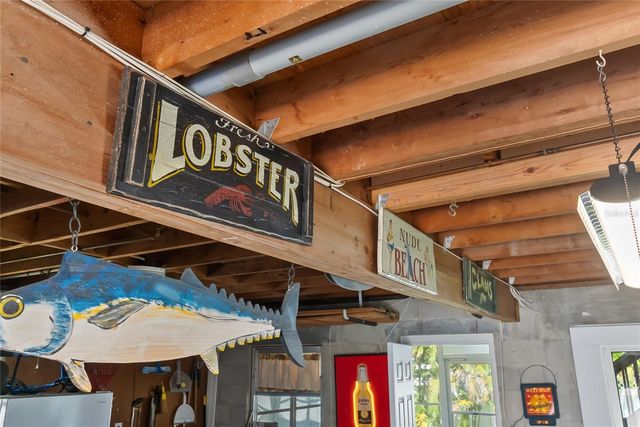 2905 AVENUE C, Holmes Beach, FL 34217