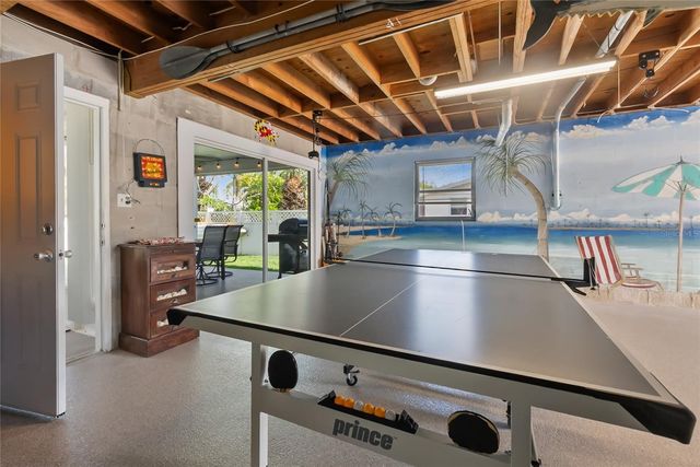 2905 AVENUE C, Holmes Beach, FL 34217