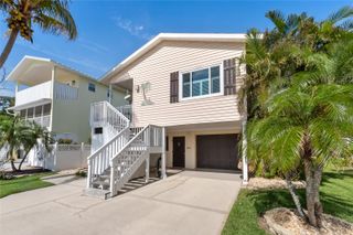 2905 AVENUE C, Holmes Beach, FL 34217