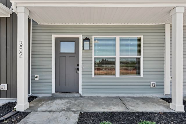 354 Front Ridge Cir, Clarksville, TN 37040