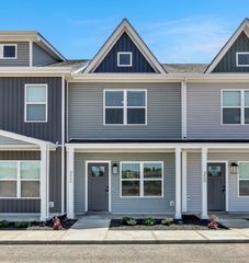 354 Front Ridge Cir, Clarksville, TN 37040