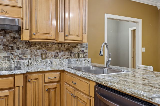 26057 Ashton Ln, Ardmore, TN 38449