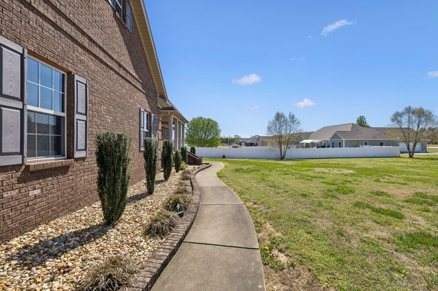 26057 Ashton Ln, Ardmore, TN 38449