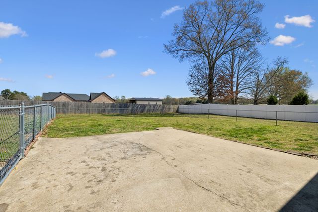 26057 Ashton Ln, Ardmore, TN 38449