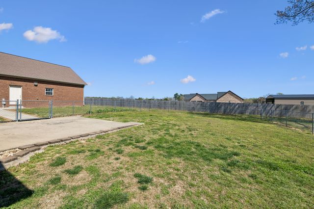 26057 Ashton Ln, Ardmore, TN 38449