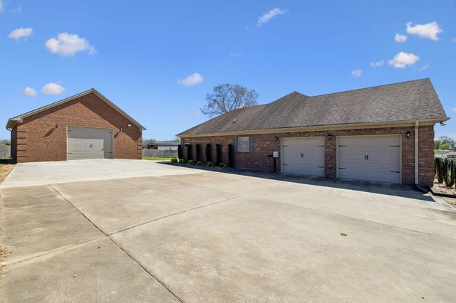 26057 Ashton Ln, Ardmore, TN 38449