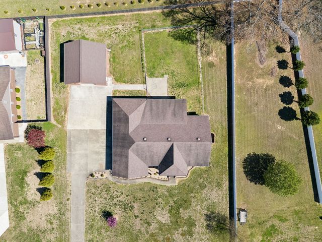 26057 Ashton Ln, Ardmore, TN 38449