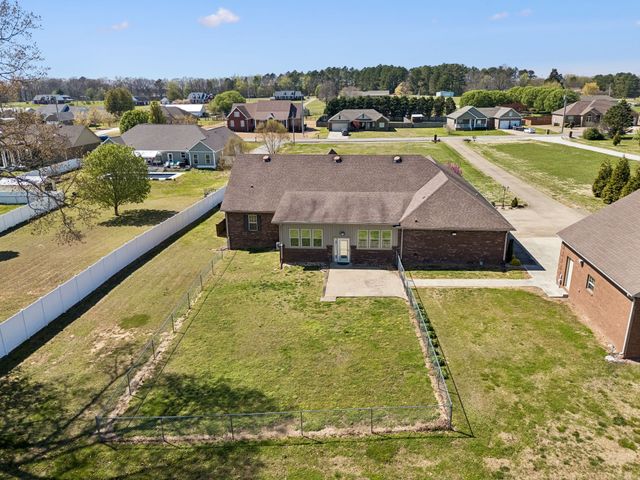 26057 Ashton Ln, Ardmore, TN 38449