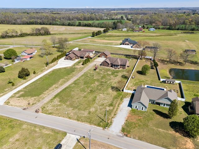 26057 Ashton Ln, Ardmore, TN 38449