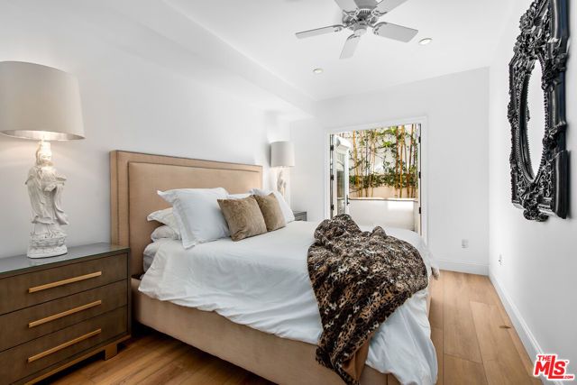 718 N Croft Avenue 103, Los Angeles, CA 90069