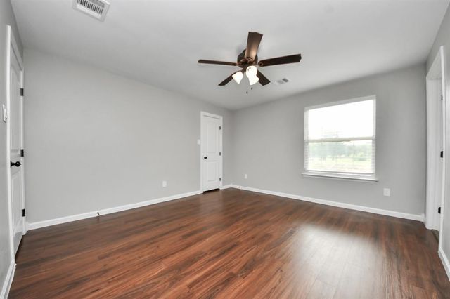 5915 Guyler Street, Wallis, TX 77485