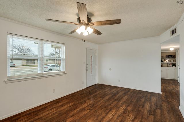 4024 HOOPER DRIVE, Wichita Falls, TX 76306