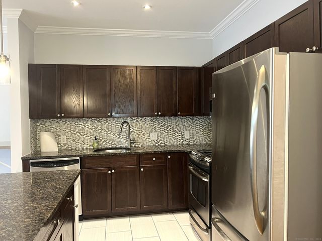 850 East Main Street APT 217, Stamford, CT 06902