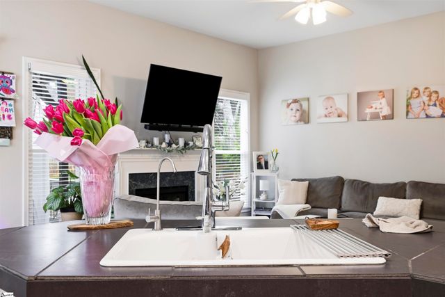 104 Fawn Ridge Way, Mauldin, SC 29662