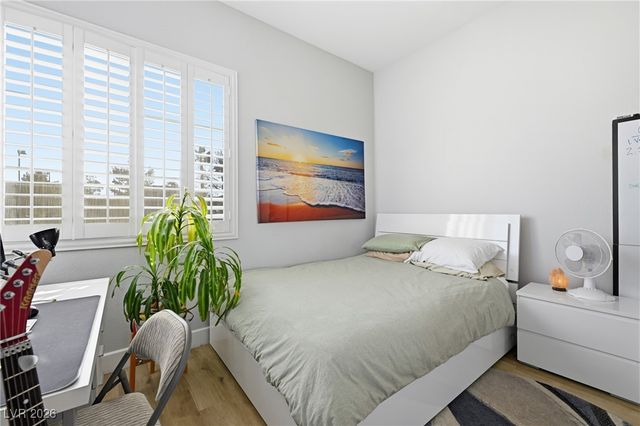 282 Spring River Avenue, Las Vegas, NV 89123