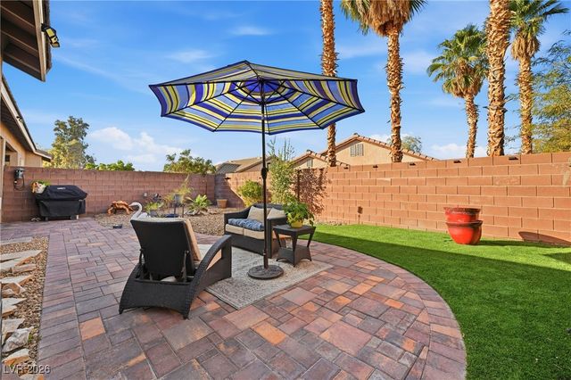 282 Spring River Avenue, Las Vegas, NV 89123