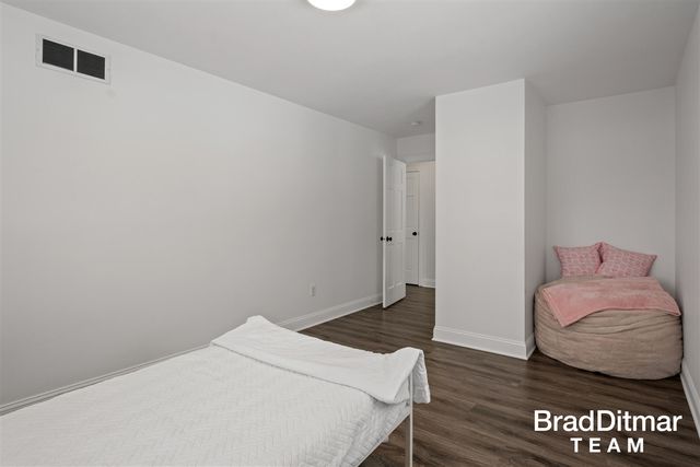 1847 Aberdeen Street, Grand Rapids, MI 49505