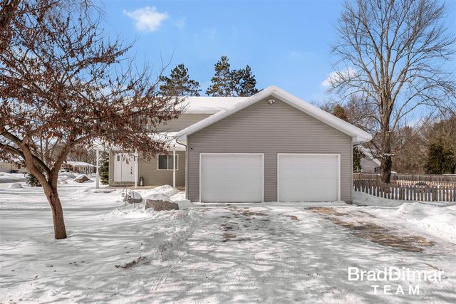 1847 Aberdeen Street, Grand Rapids, MI 49505