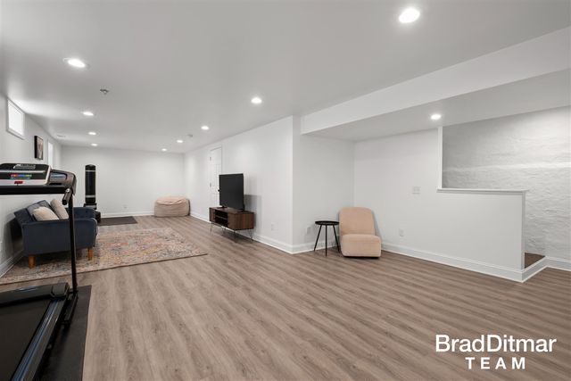 1847 Aberdeen Street, Grand Rapids, MI 49505