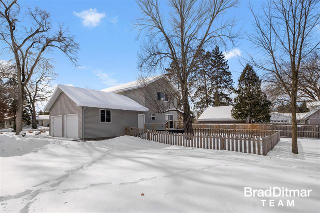 1847 Aberdeen Street, Grand Rapids, MI 49505