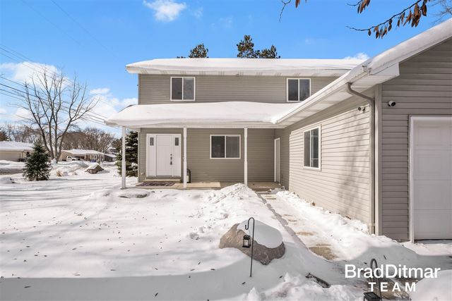 1847 Aberdeen Street, Grand Rapids, MI 49505