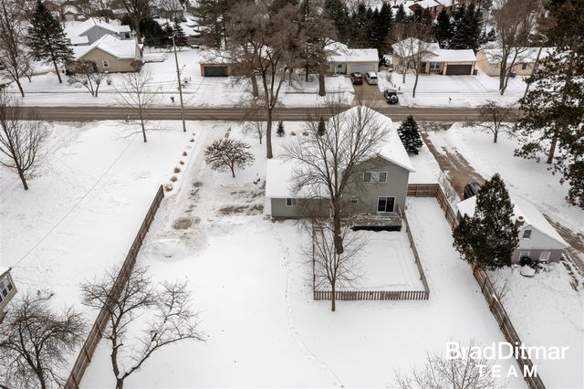 1847 Aberdeen Street, Grand Rapids, MI 49505