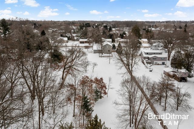 1847 Aberdeen Street, Grand Rapids, MI 49505