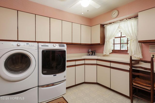 1908 Shadowbrook Drive, Wall, NJ 07719