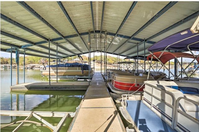 179 Private Road 1735, Chico, TX 76431