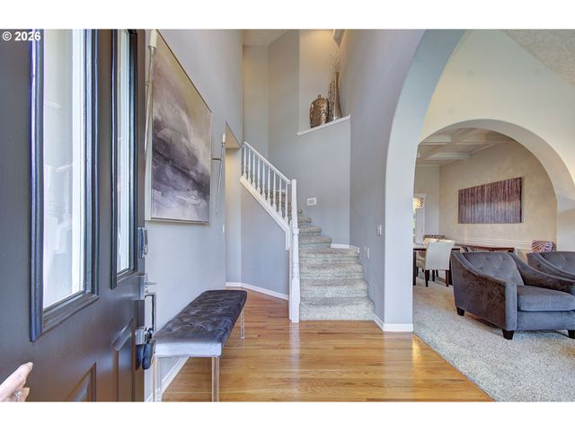 22002 Ne LACHENVIEW Ln, Fairview, OR 97024