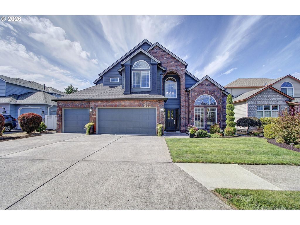 22002 Ne LACHENVIEW Ln, Fairview, OR 97024