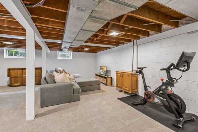 5712 York Avenue S, Edina, MN 55410