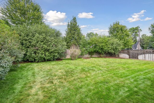 5712 York Avenue S, Edina, MN 55410