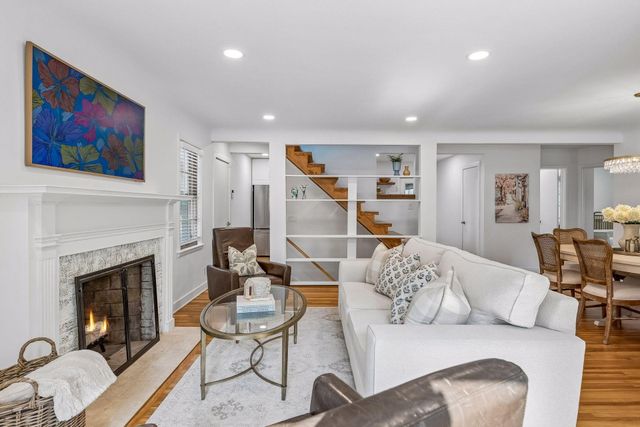 5712 York Avenue S, Edina, MN 55410