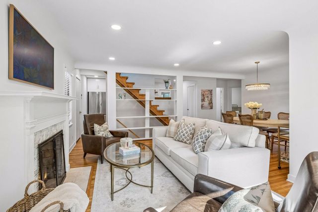 5712 York Avenue S, Edina, MN 55410