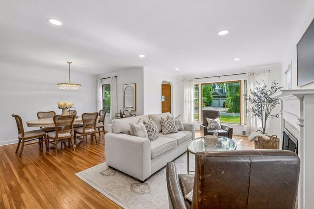 5712 York Avenue S, Edina, MN 55410