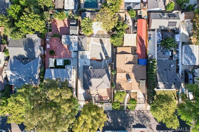 7032 Crebs Avenue, Reseda, CA 91335