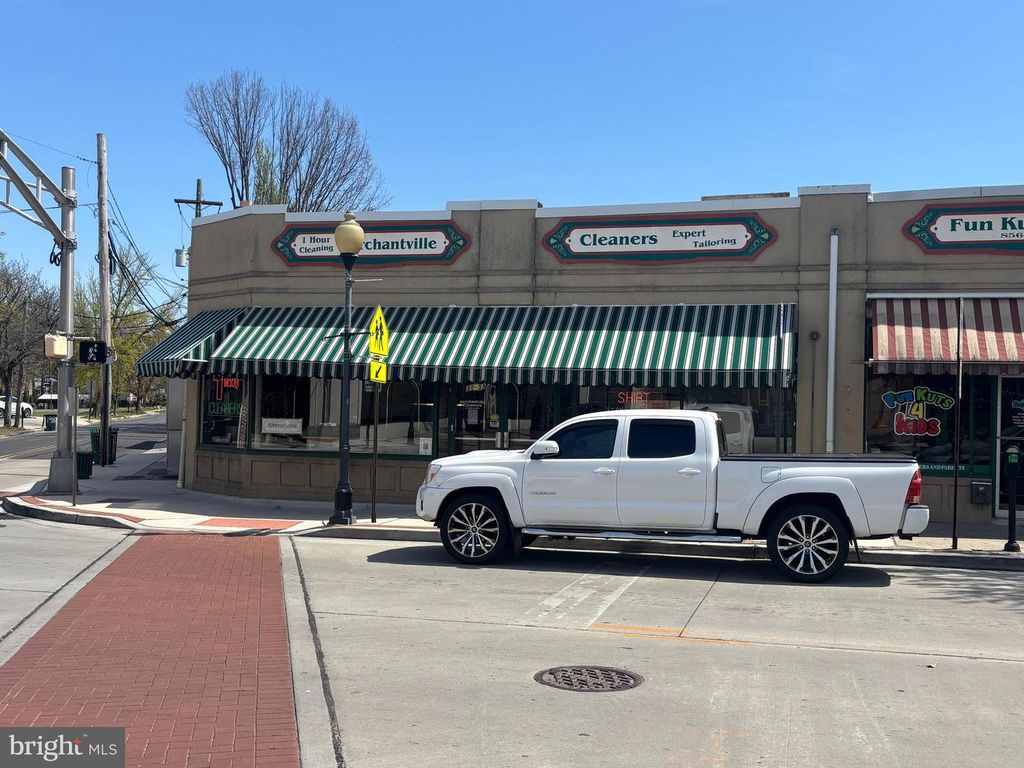 31-33 CENTRE, Merchantville, NJ 08109