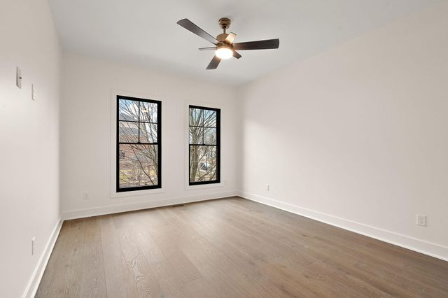201 N Campbell Street, Valparaiso, IN 46385