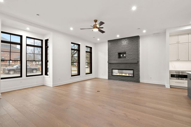 201 N Campbell Street, Valparaiso, IN 46385
